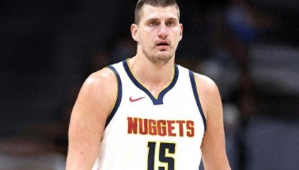 独自带队轻取准三双 无解约基奇杀死MVP竞争悬念